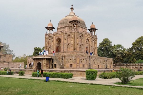 INDIA CLÁSICA CON ALLAHABAD